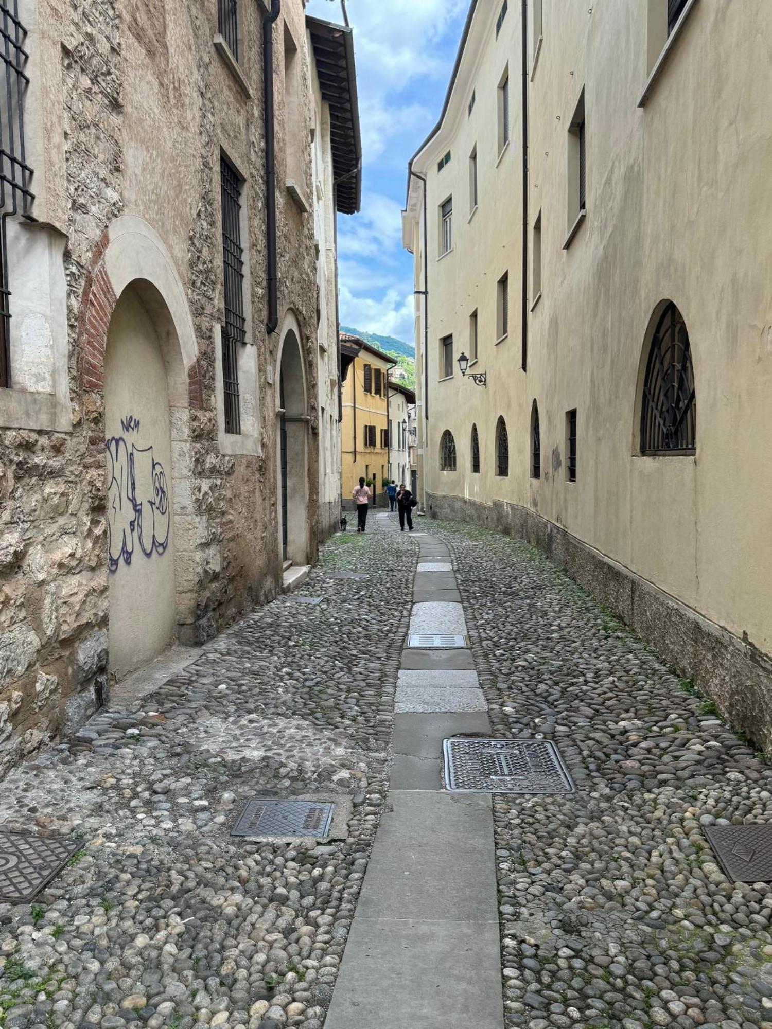 Dimora Legnazzi_A Gem In The Heart Of Brescia Exterior foto